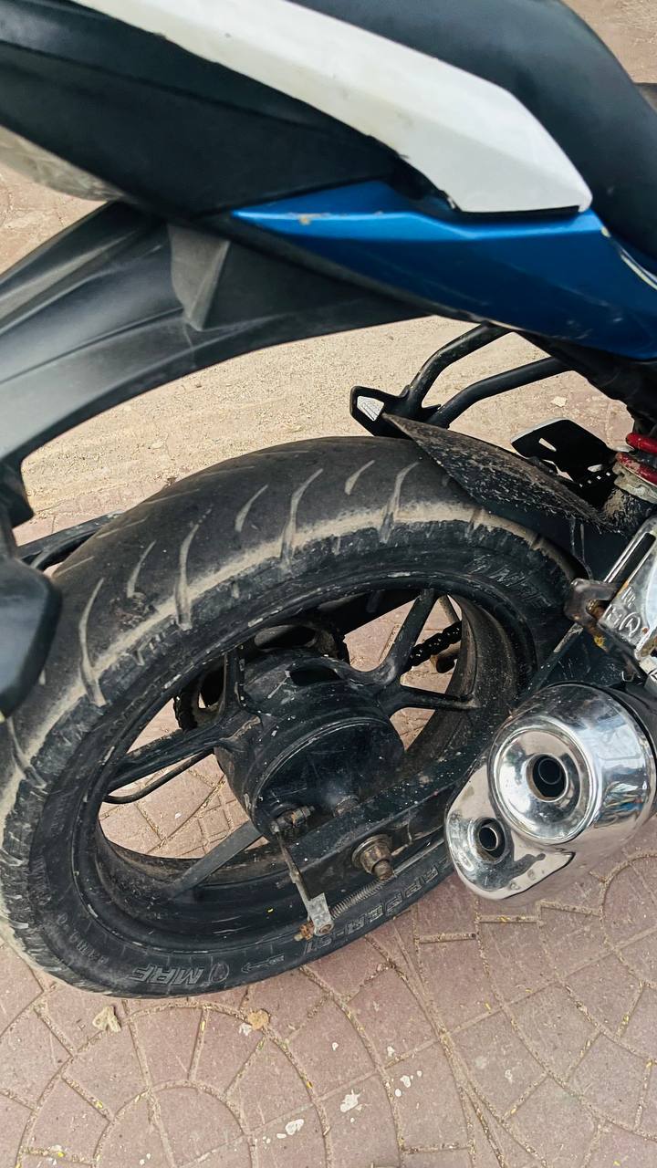 Gixxer monotone 2019 model — photo 3