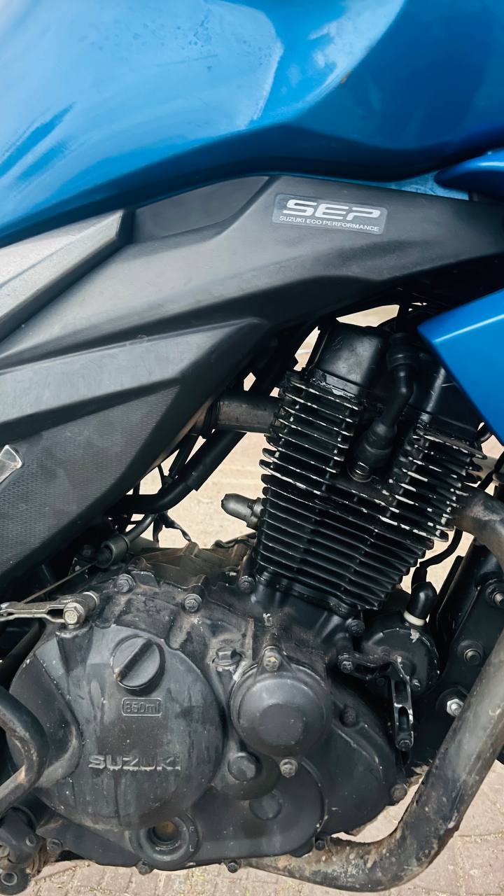 Gixxer monotone 2019 model — photo 4